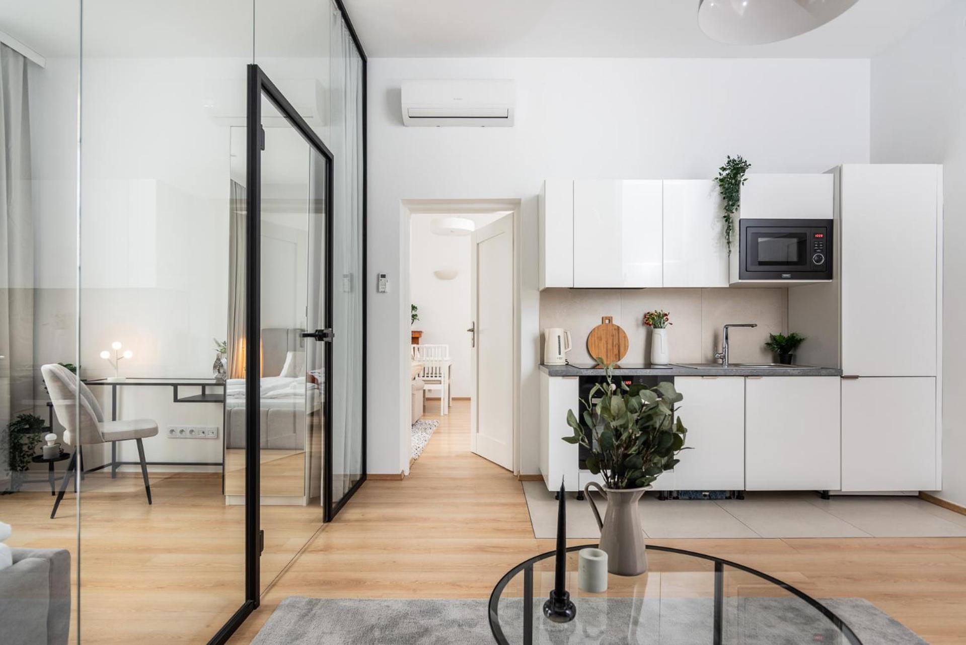 Modern Centrally Located Apartments - By Upstairs Krakov Exteriér fotografie